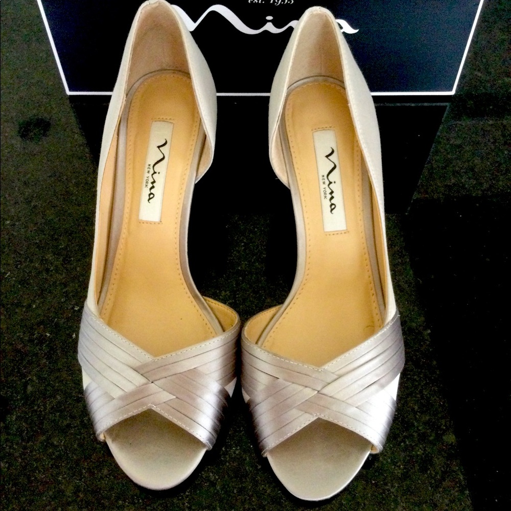 Womens Nina dress shoes 7.5W